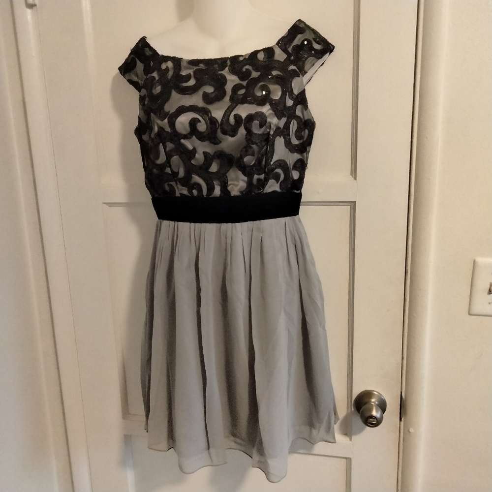 NWT Little Mistress Gray & Black Sequin Tulle Party Dress Size US 6